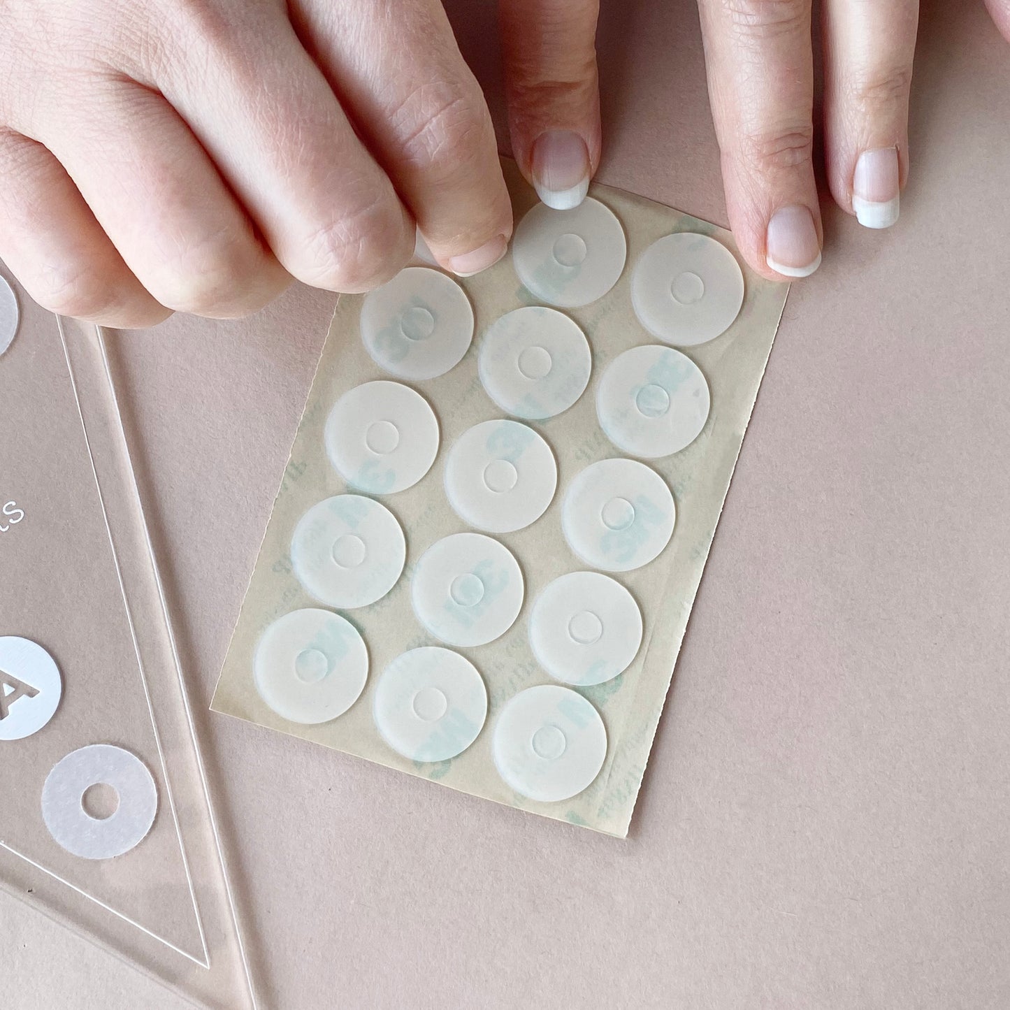 Grip Dots