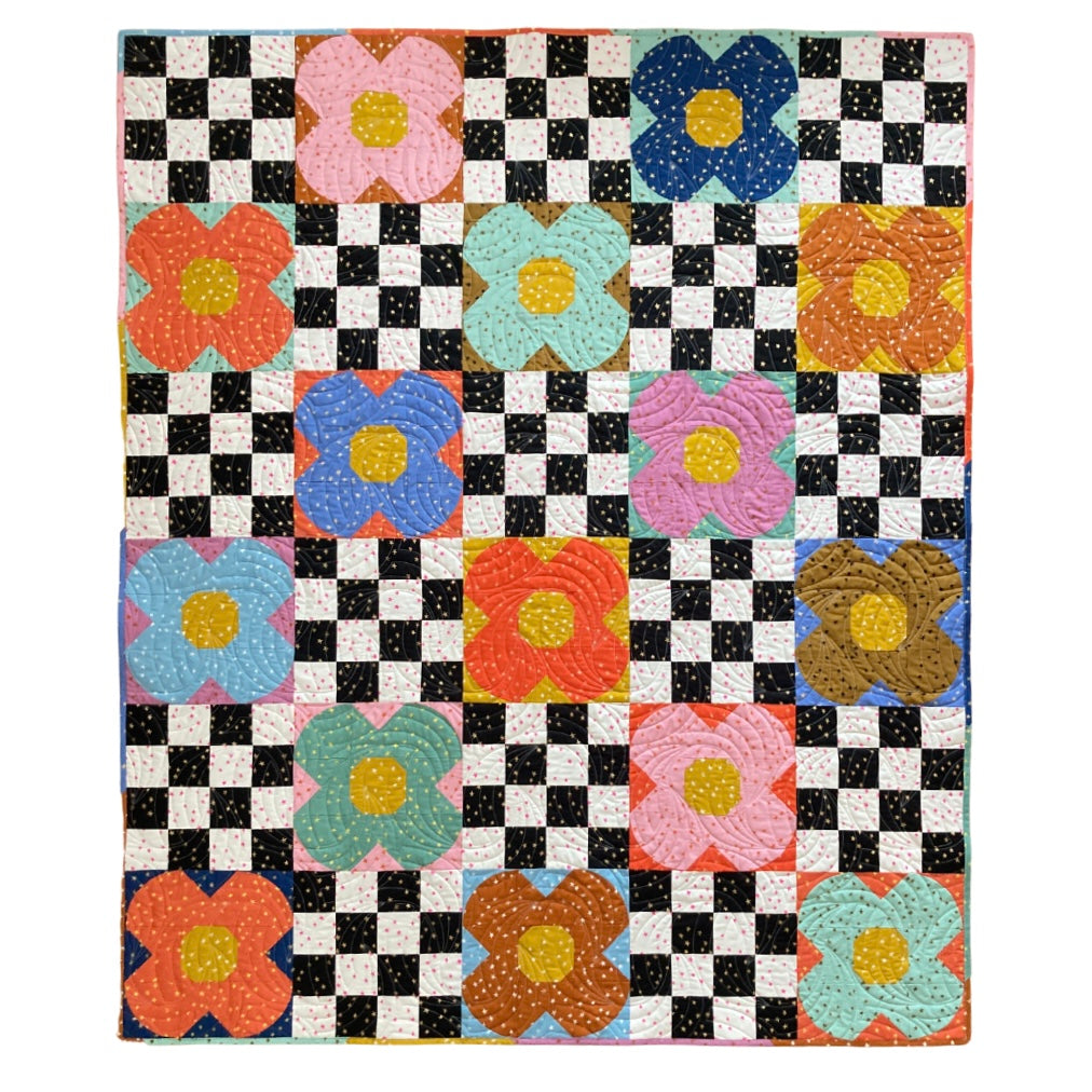Poppin' Posies Quilt Pattern by The Retro Quilter